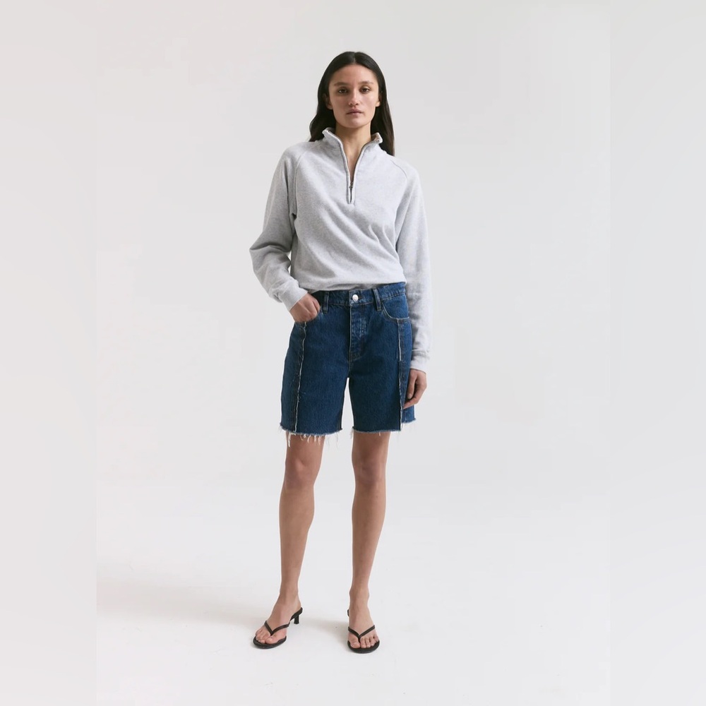 NWT DALA Denim/ The Partner Short in color Flat Blue/ Size 25